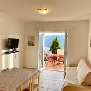 Veronika Apartment